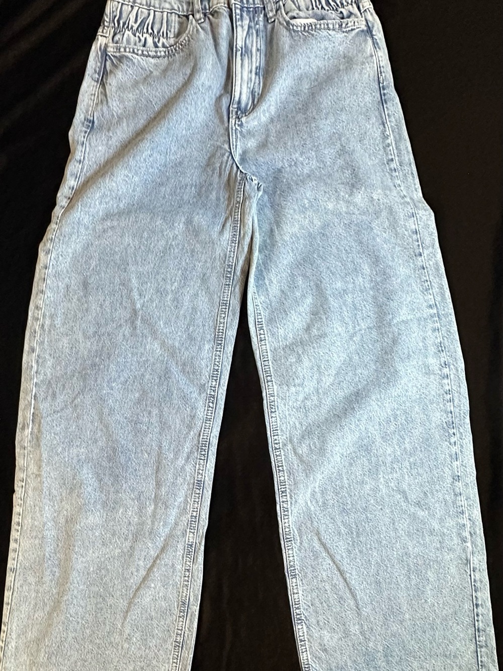 Forever 21 premium Light Wash Wide Leg.  Size Small